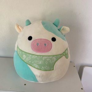 Cow squishmallow